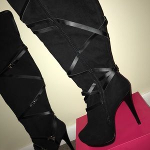 Thigh high 6 inch black boots size 10